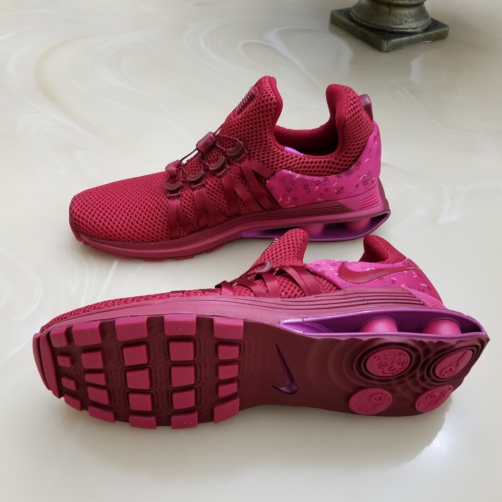 Nike Women's Shox Gravity Shoes - Picture 8 of 8